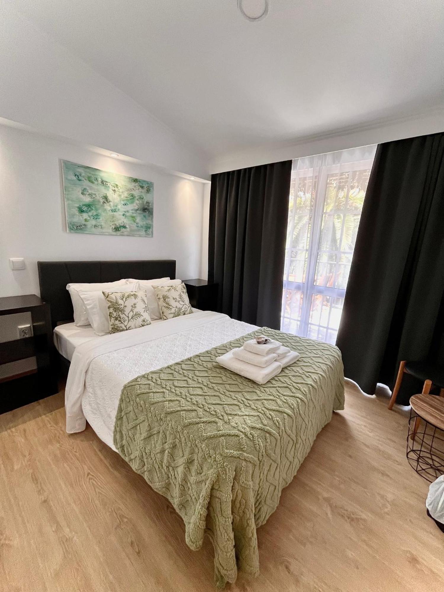 Gardens Guest House São Vicente 部屋 写真